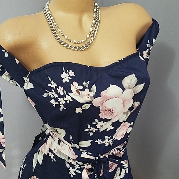 IMPORTED Floral Play Suit Romper - Picture 3 of 8